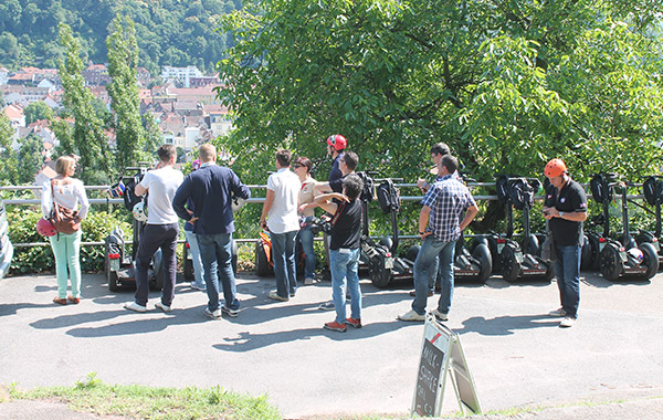 stadtsafari segwaytour heidelberg am hang entlang